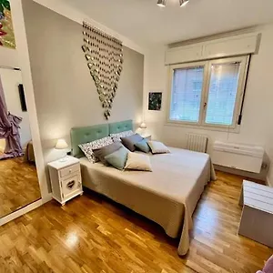 https://zer051-bologna-apartments.emilia-romagnahotels.net